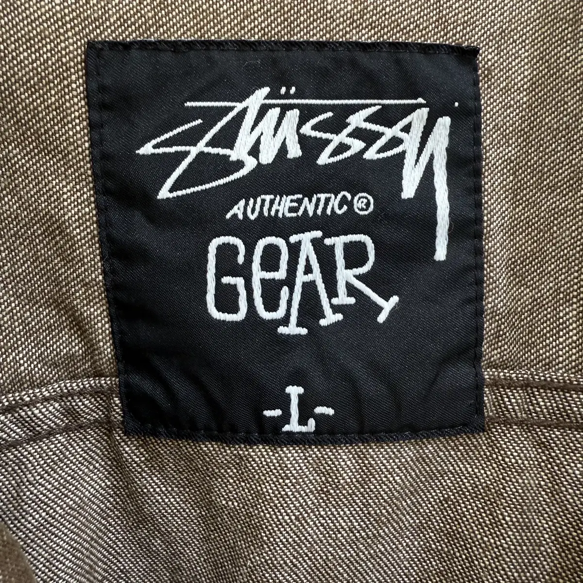 STUSSY 브라운 자켓