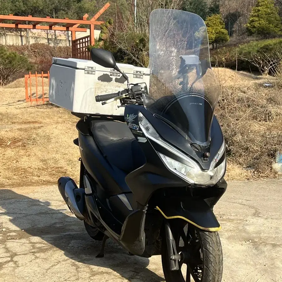 PCX 20년식 저렴한 가격에 판매합니다 오토바이 스쿠터