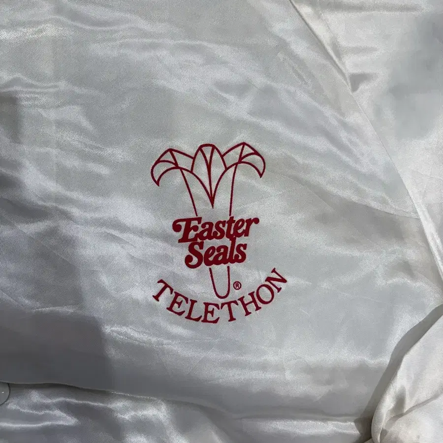 art-flo telethon White jacket