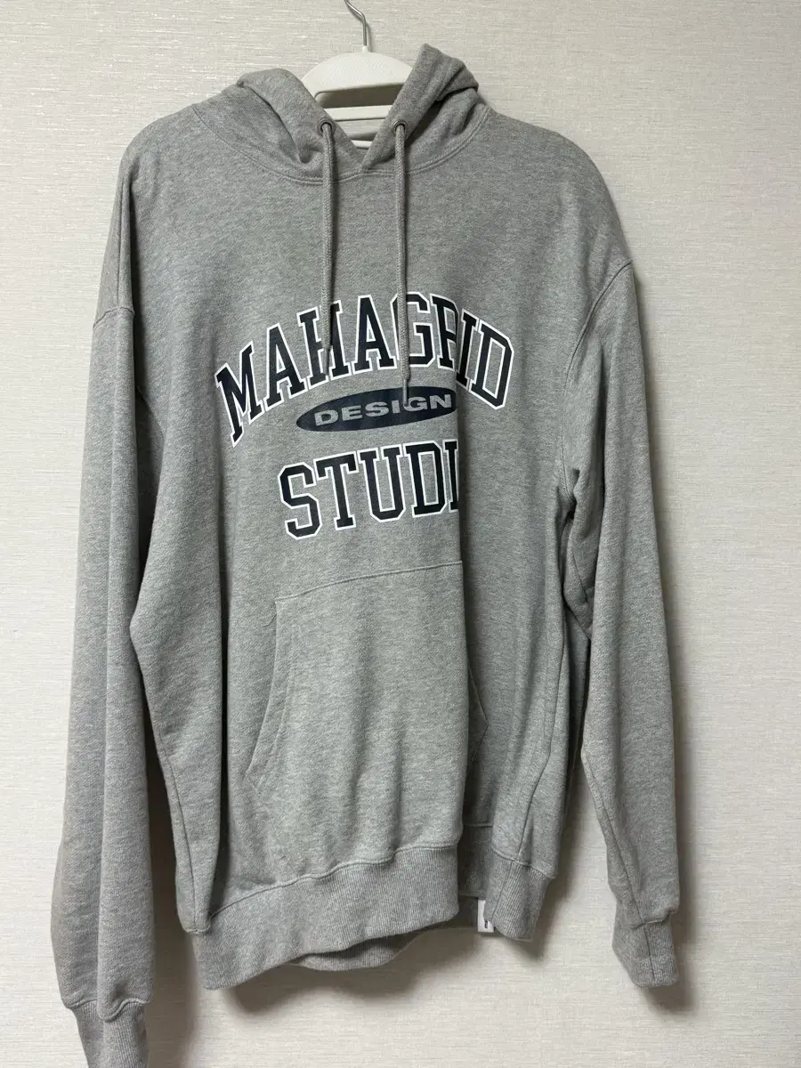 마하그리드 COLLEGE LOGO HOODIE 논기모 그레이 S