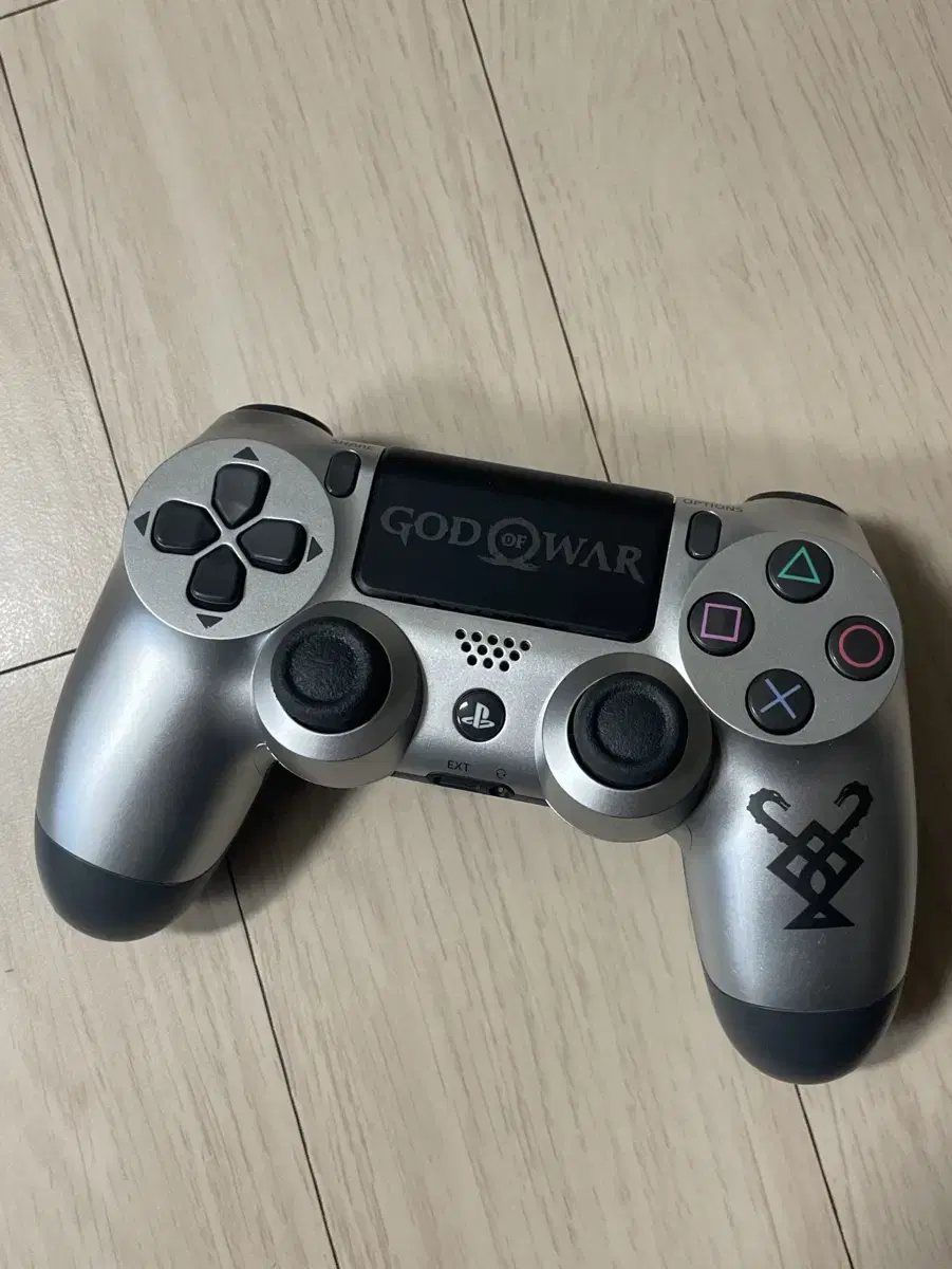 ps4 갓오브워 듀얼쇼크 컨트롤러