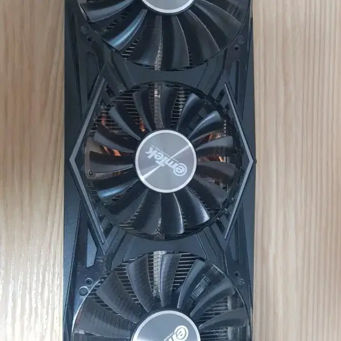 이엠텍 블랙에디션 rtx2080ti