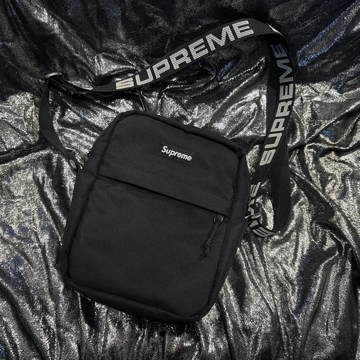 슈프림 숄더백 SS18 블랙 | Supreme Shoulder Bag