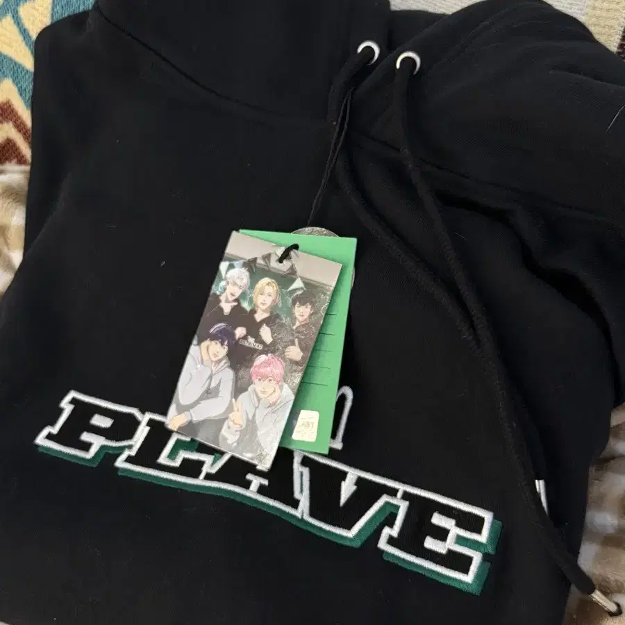 플레이브 후드 L사이즈 ㅣ TEAM PLAVE HOODIE BLACK L