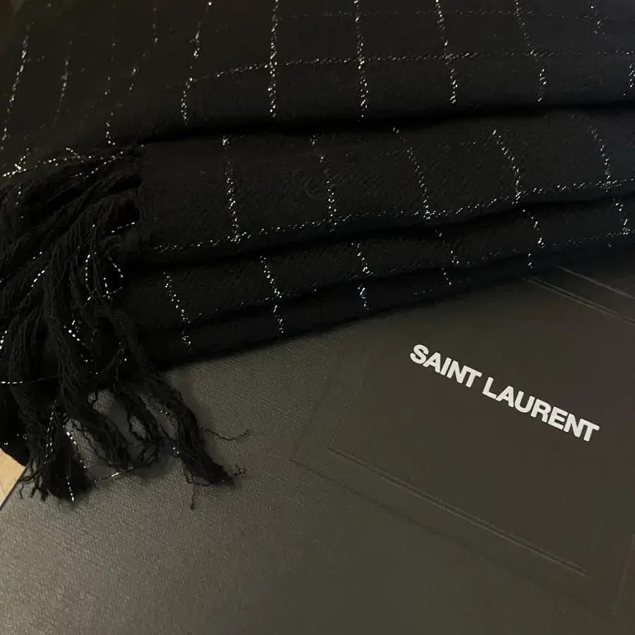 Saint laurent 생로랑 - 캐시미어 트위드 머플러