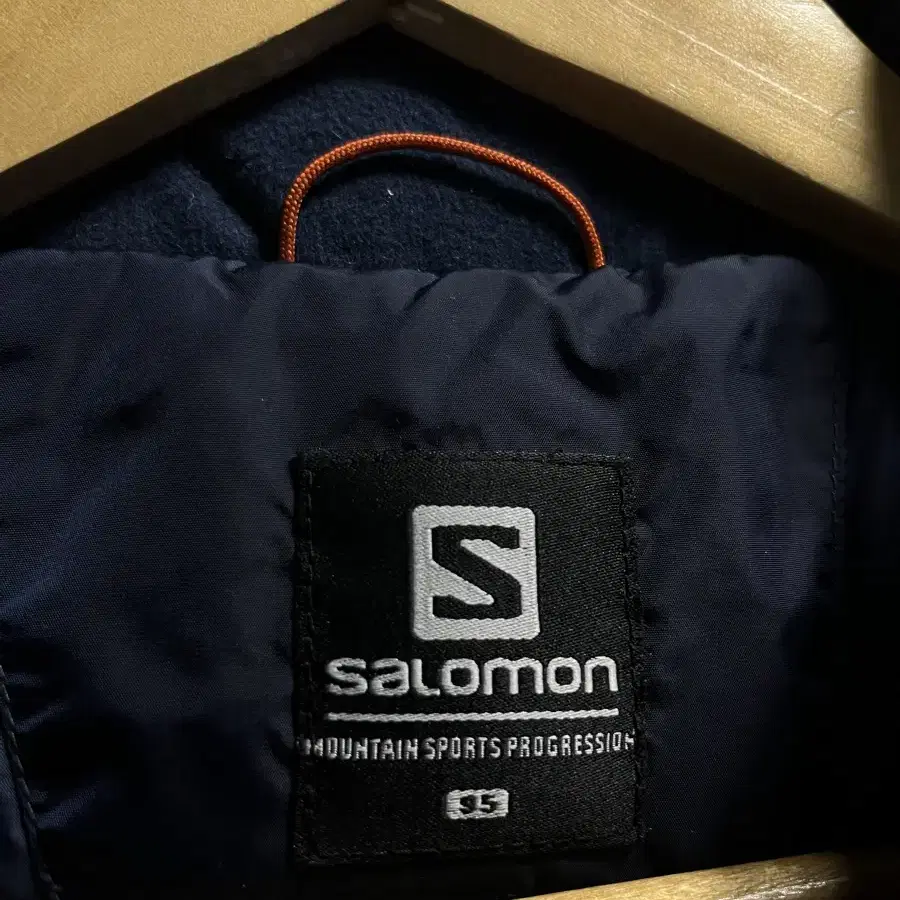 66 Salomon 살로몬 덕다운 오리털 패딩조끼 정품