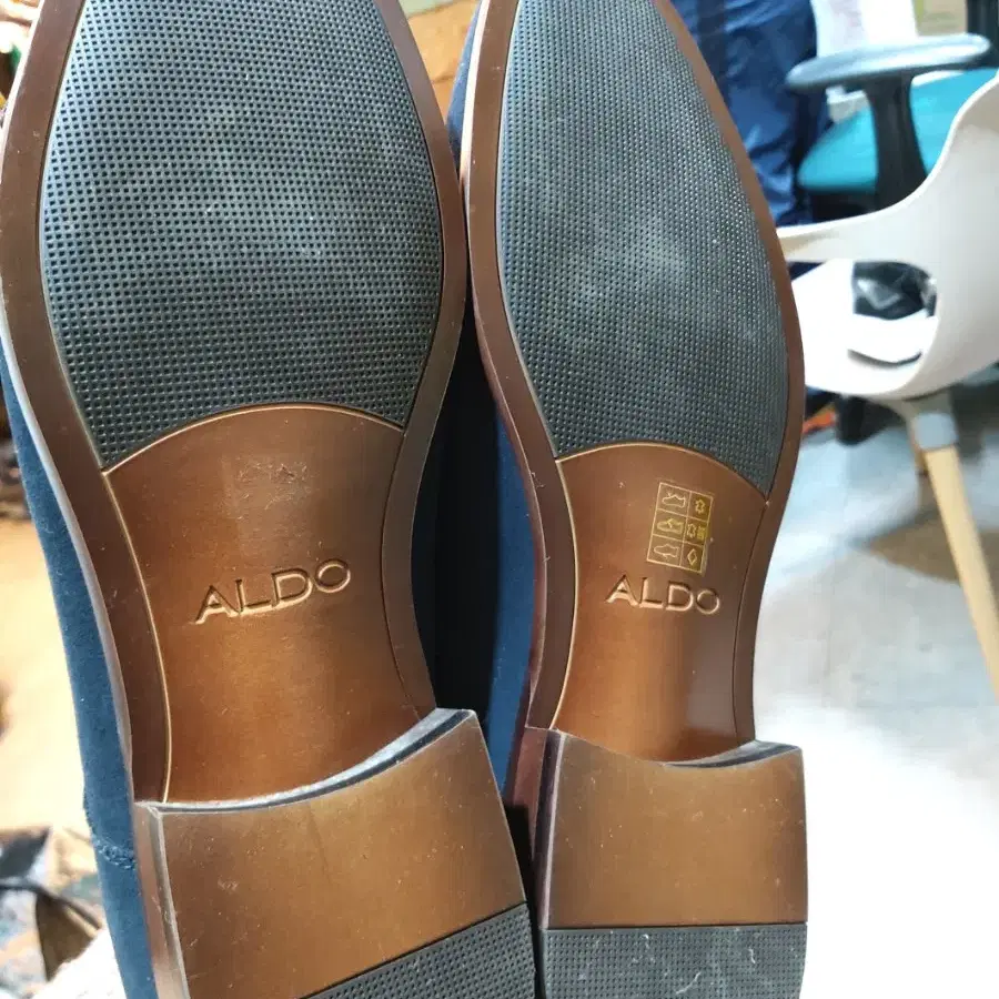 ALDO 스웨이드 구두285/290