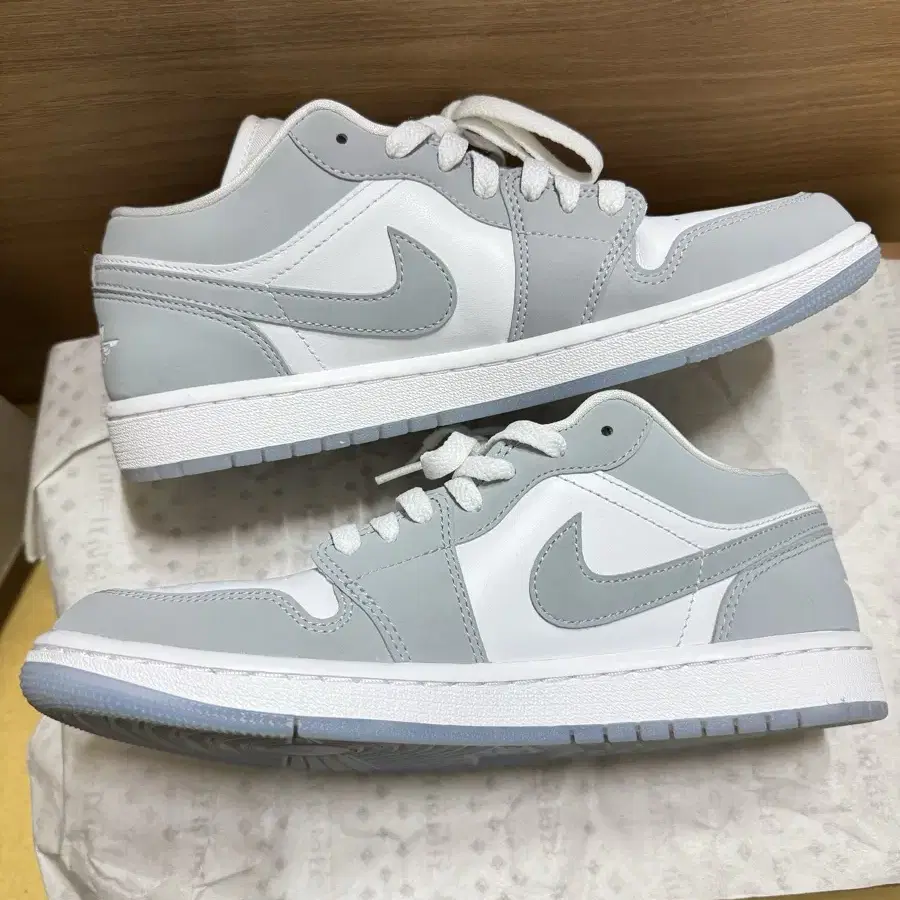 조던 1 로우 쉐도우 260 Jordan 1 Low White Wolf