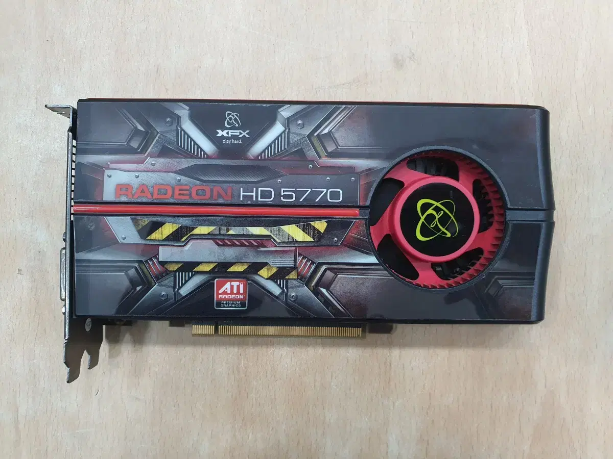 XFX RADEON HD5770 1G 그래픽카드