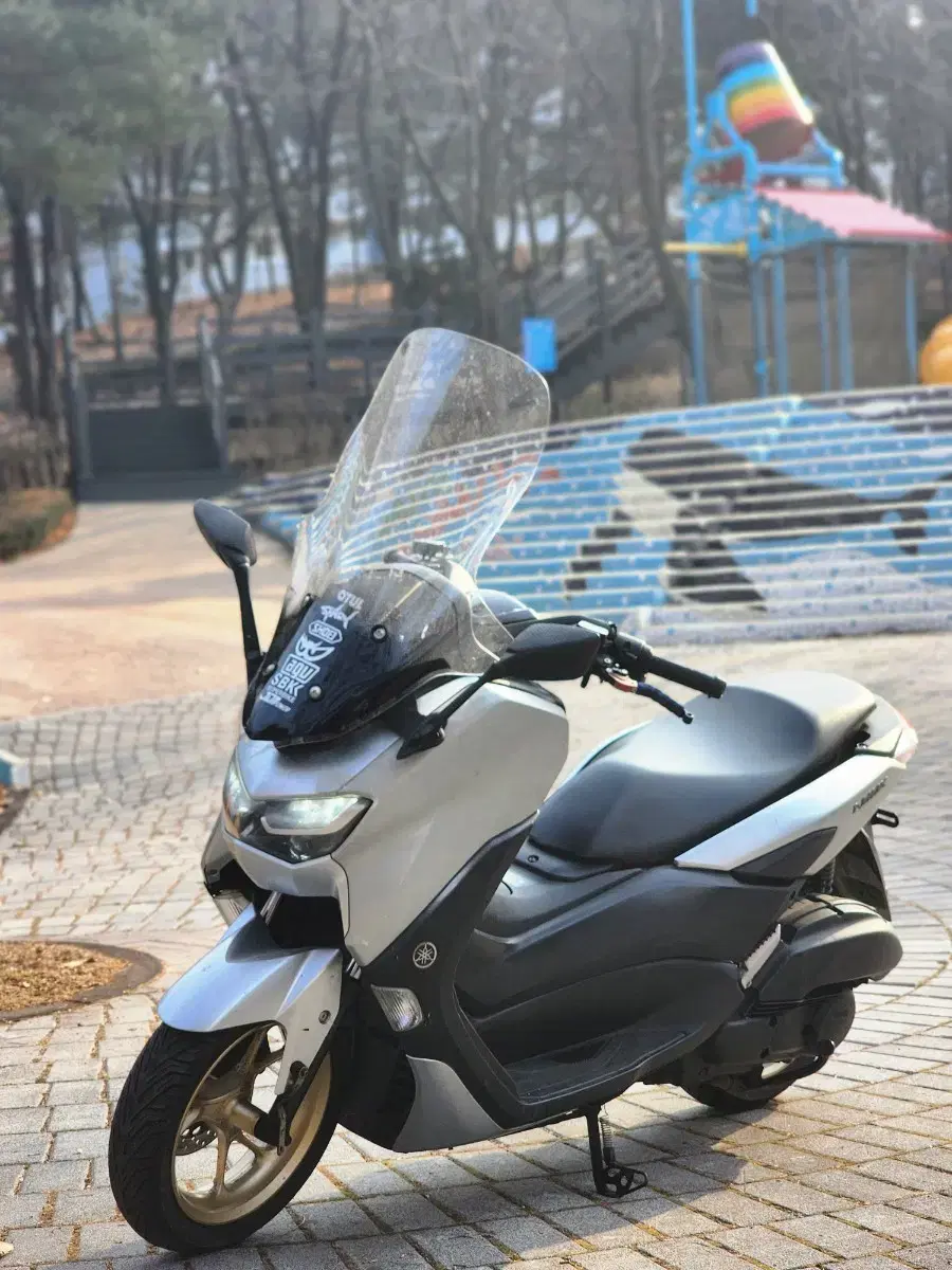 야마하 NMAX125 21년식 출퇴근용도 판매합니다