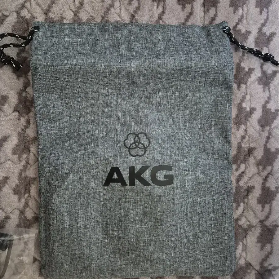 AKG K175 + C 타입 DAC 내장 케이블 팔아요