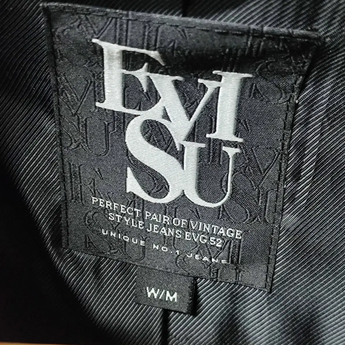 월비통상 EVISU 울 코트