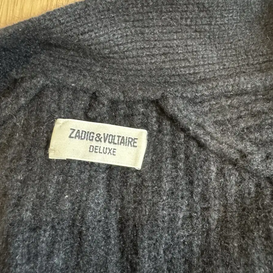 Zadig&voltaire 쟈딕앤볼테르 캐시미어100 가디건