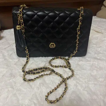 Christian Mode 블랙 가죽 퀼팅 숄더백