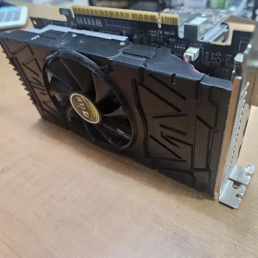 1050ti 1050 그래픽카드 팝니다.