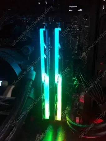 지스킬 TridentZ RGB 16GB 2개