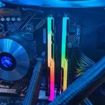 지스킬 TridentZ RGB 16GB 2개