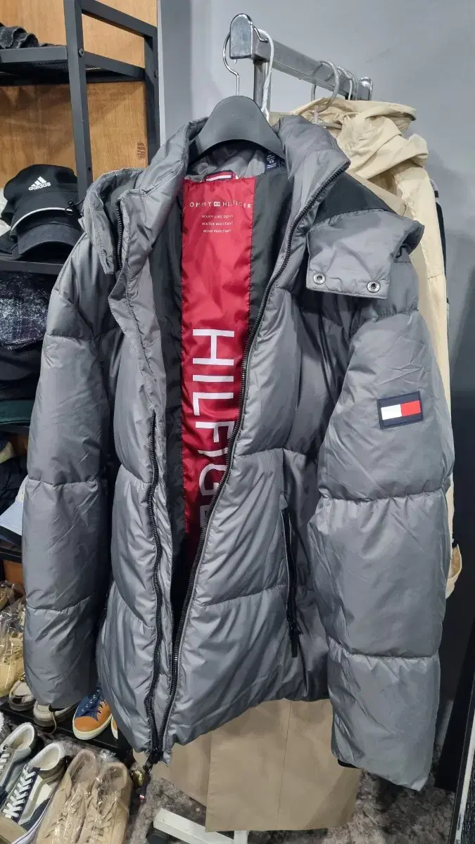 Tommy Hilfiger 타미힐피거 패딩 점퍼 xL(가슴단면67)