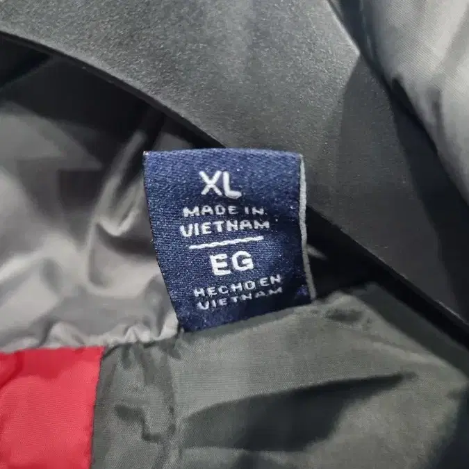 Tommy Hilfiger 타미힐피거 패딩 점퍼 xL(가슴단면67)