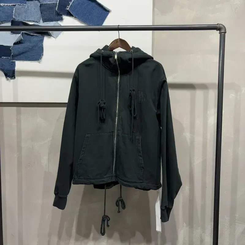 (105) WE11DONE WELDON STREET HOODED JACKET