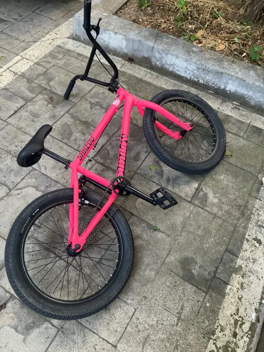 Bmx 픽시로 대차 원합니다!