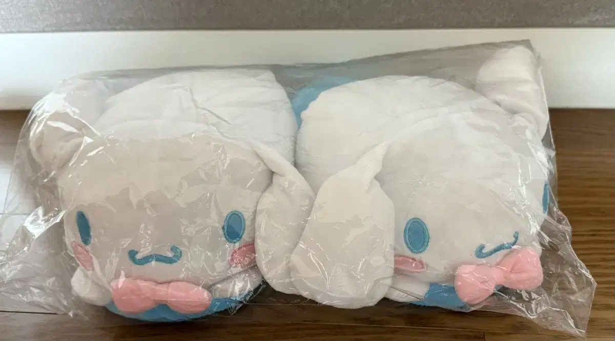 (New product. Japanese genuine) Cinnamoroll doll slippers