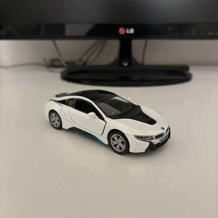 킨스마트 bmw i8 다이캐스트