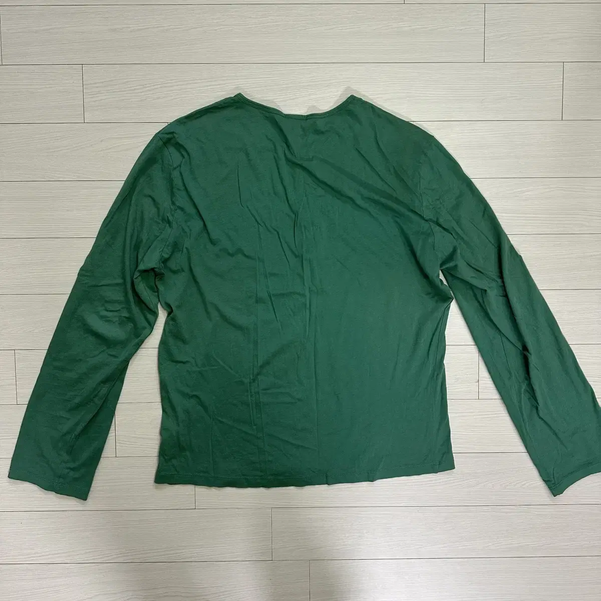 [L] H&M 그린 헨리넥 롤업 티셔츠