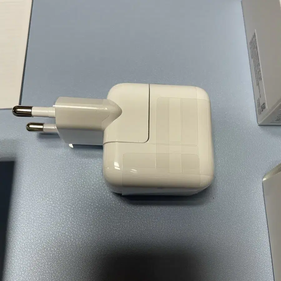 애플 12W USB 충전 어댑터