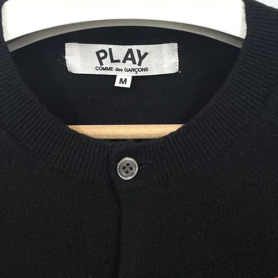 COMME DES GARCONS PLAY 꼼데가르송 블랙 가디건 여성용