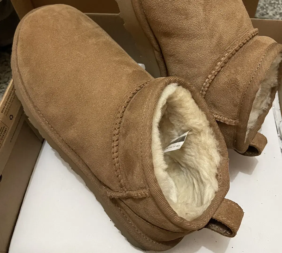 어그 UGG 클래식 울트라 미니 CLASSIC ULTRA MINI