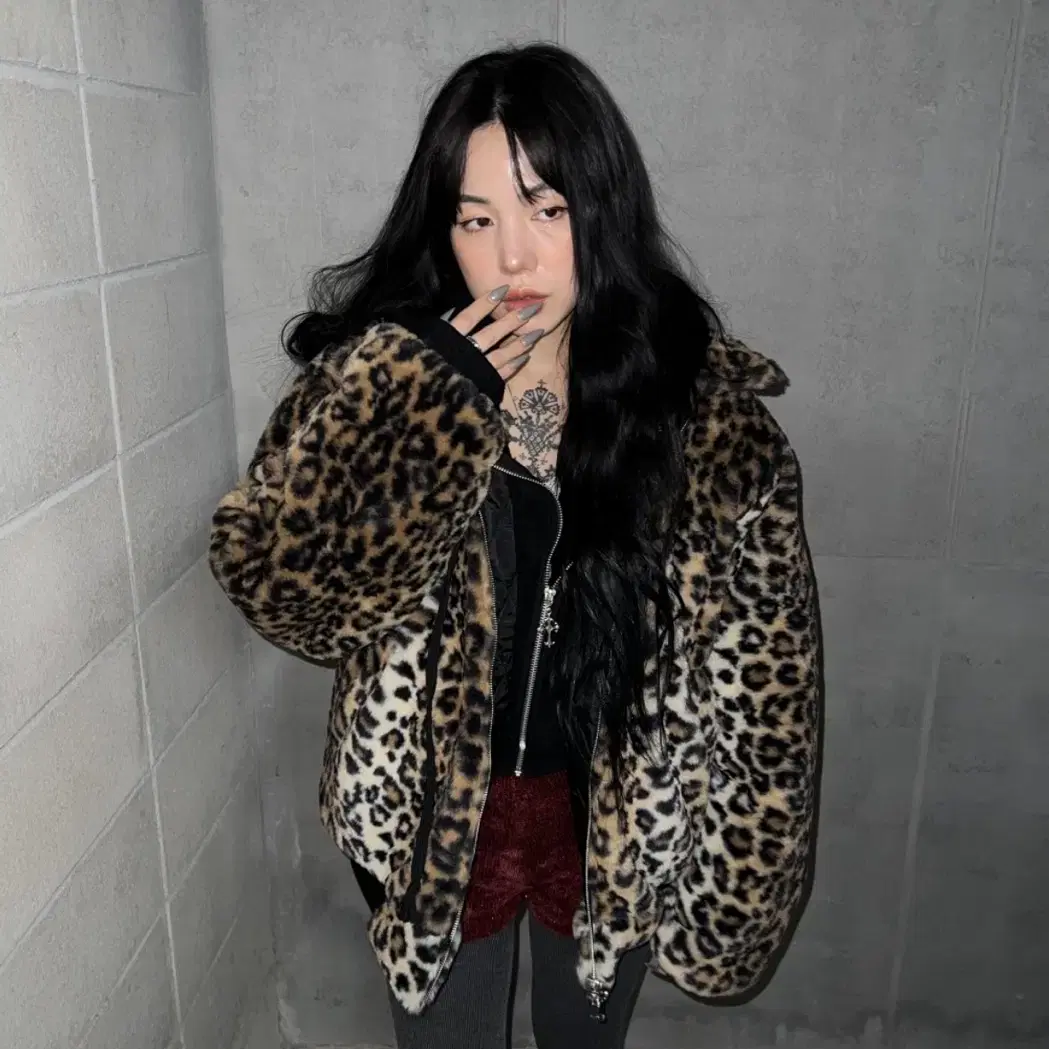 더미스테리어스호텔 레오파드퍼 Leopard Padded Fur 자켓 판매