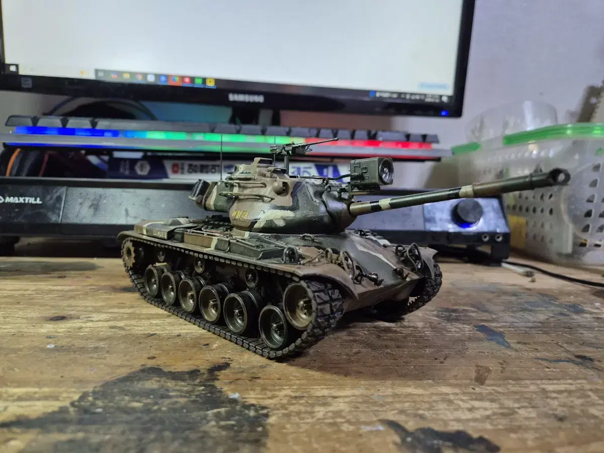 아카데미 1/35  M47 패튼 프라모델 도색작