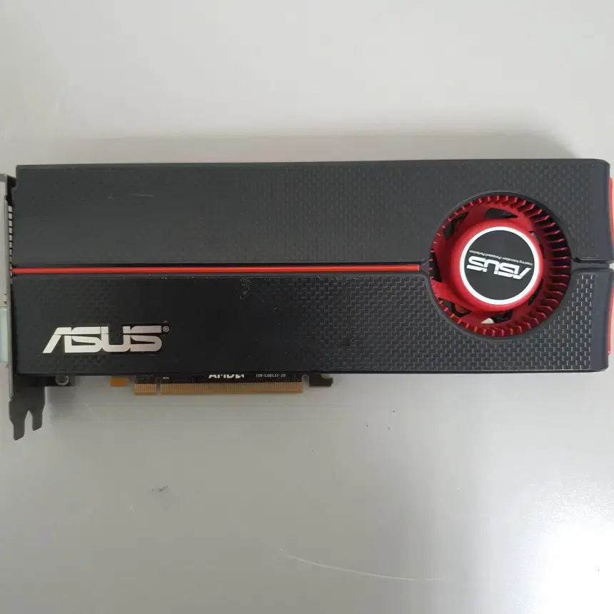 [무료배송] 아수스 AMD Radeon HD5870 그래픽카드 1GB