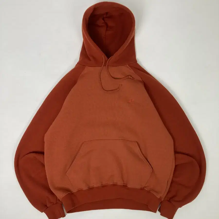 00s Russell Hoodie