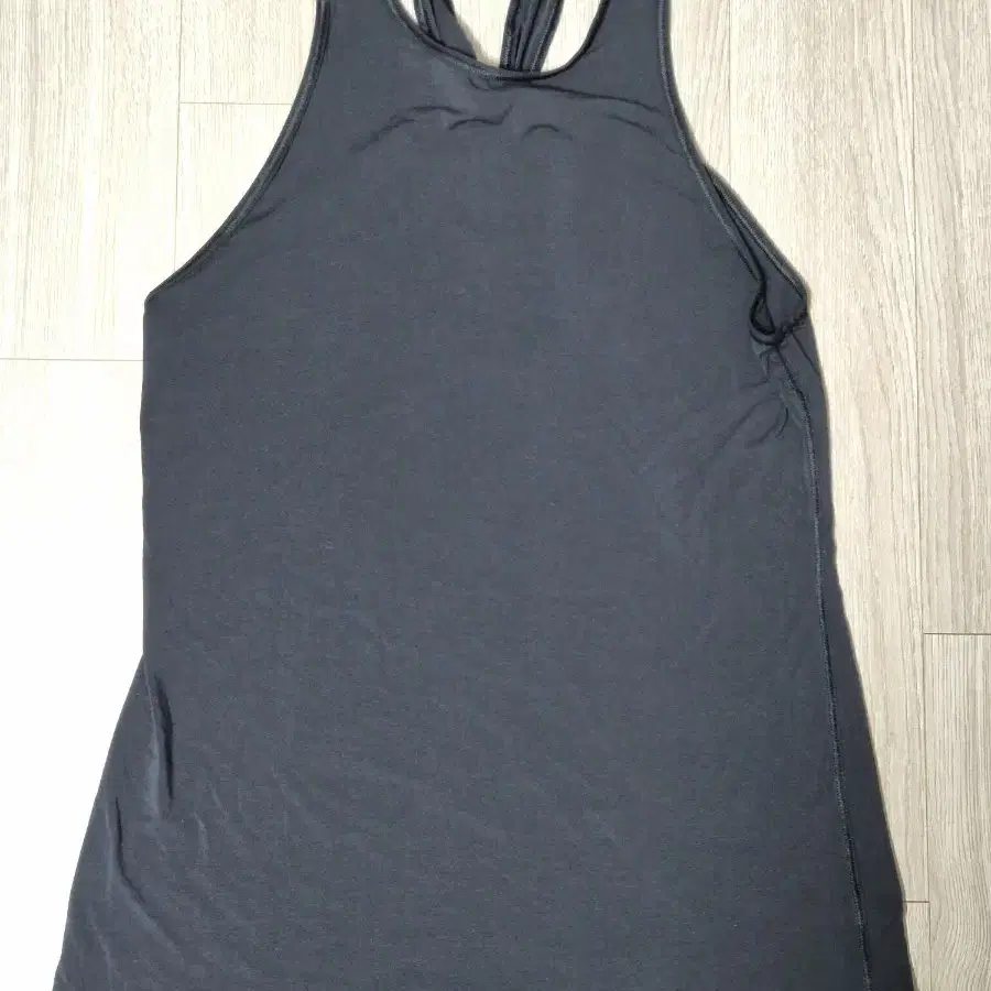 룰루레몬 Timeless Twist Tank 4 사이즈 탱크탑