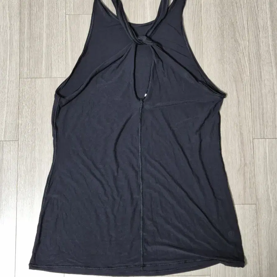 룰루레몬 Timeless Twist Tank 4 사이즈 탱크탑