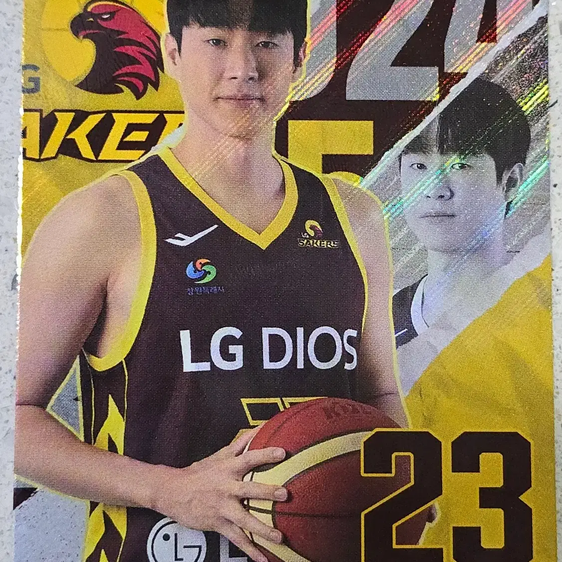 24-25 KBL 오피셜카드 LG 전성현선수 포토제닉