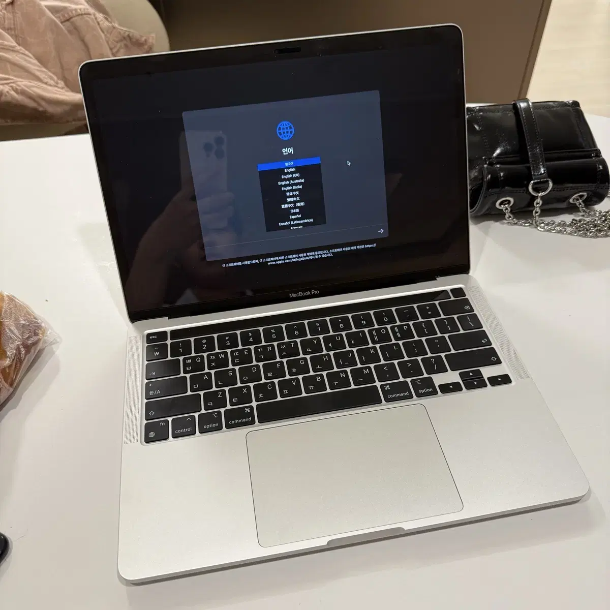 Apple 200만원에 산 맥북 프로 MacBook Pro 프로 터치바