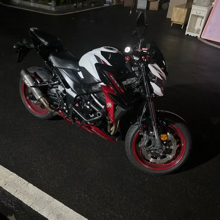 gsx-s750 20년식 스페셜컬러