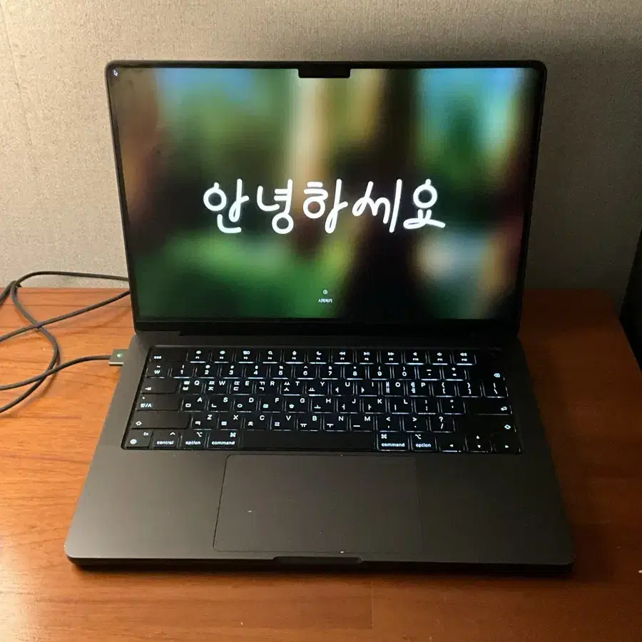 맥북프로 Macbook Pro 14인치 M3 Pro 스페이스블랙 팝니다