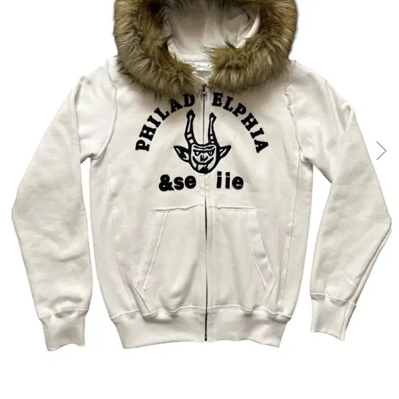 Seiie 세이에 퍼 데빌 집업 Fur devil zip up 후드집업