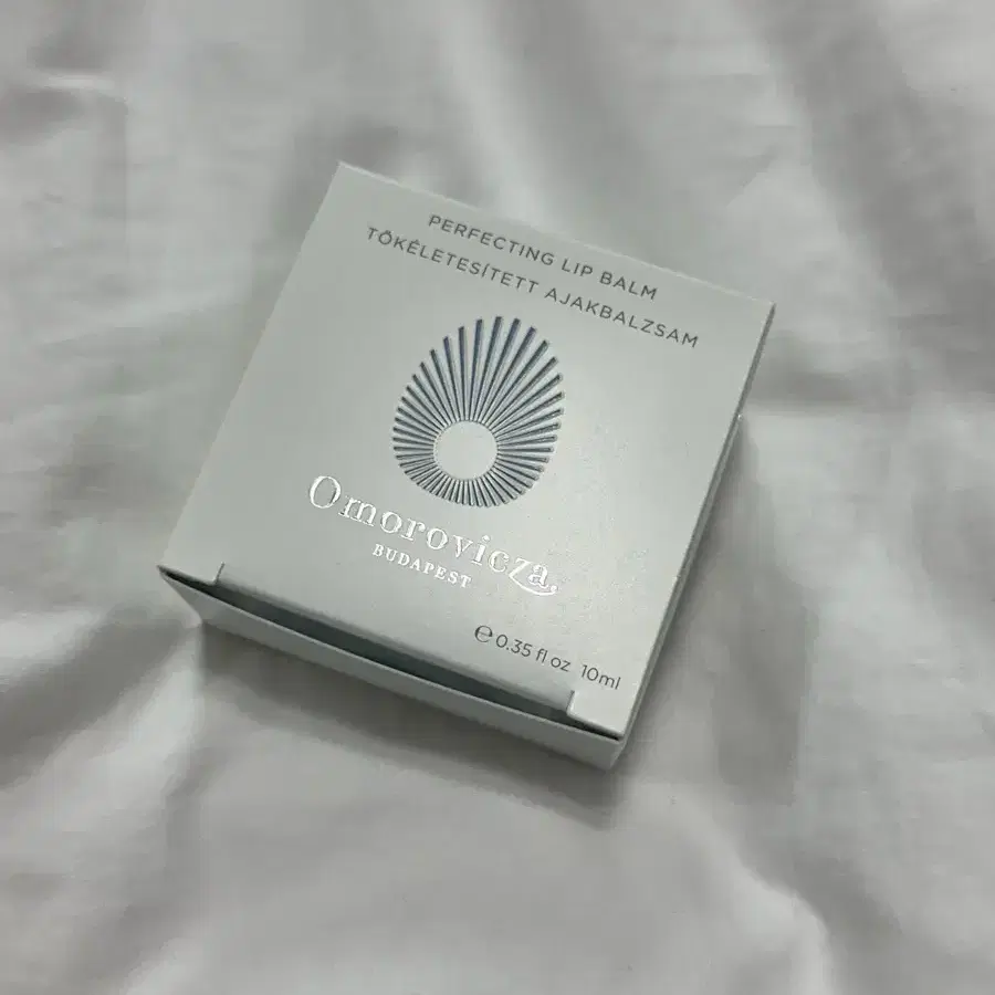 [새상품] OMOROVICZA 오모로비짜 퍼펙팅 립밤 10ml