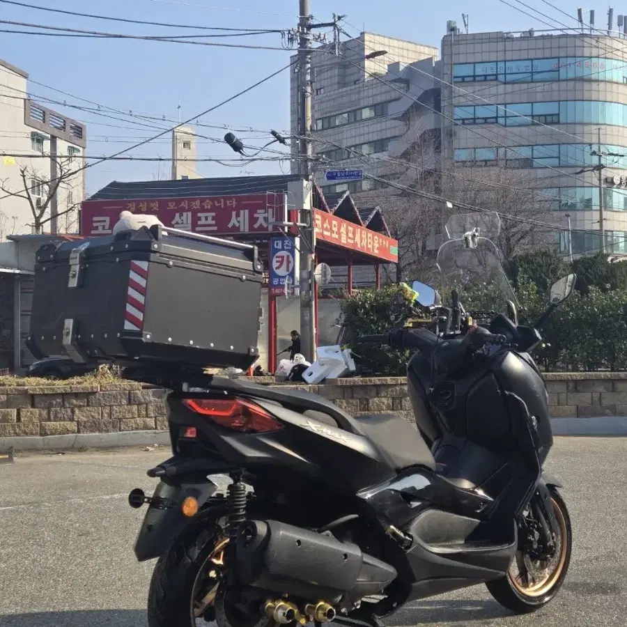 xmax300 22년식 8.4만Km 알탑셋팅 팝니다