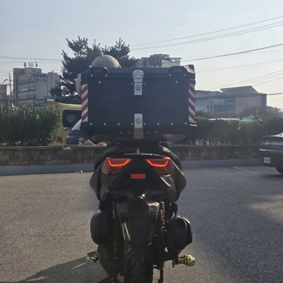 xmax300 22년식 8.4만Km 알탑셋팅 팝니다