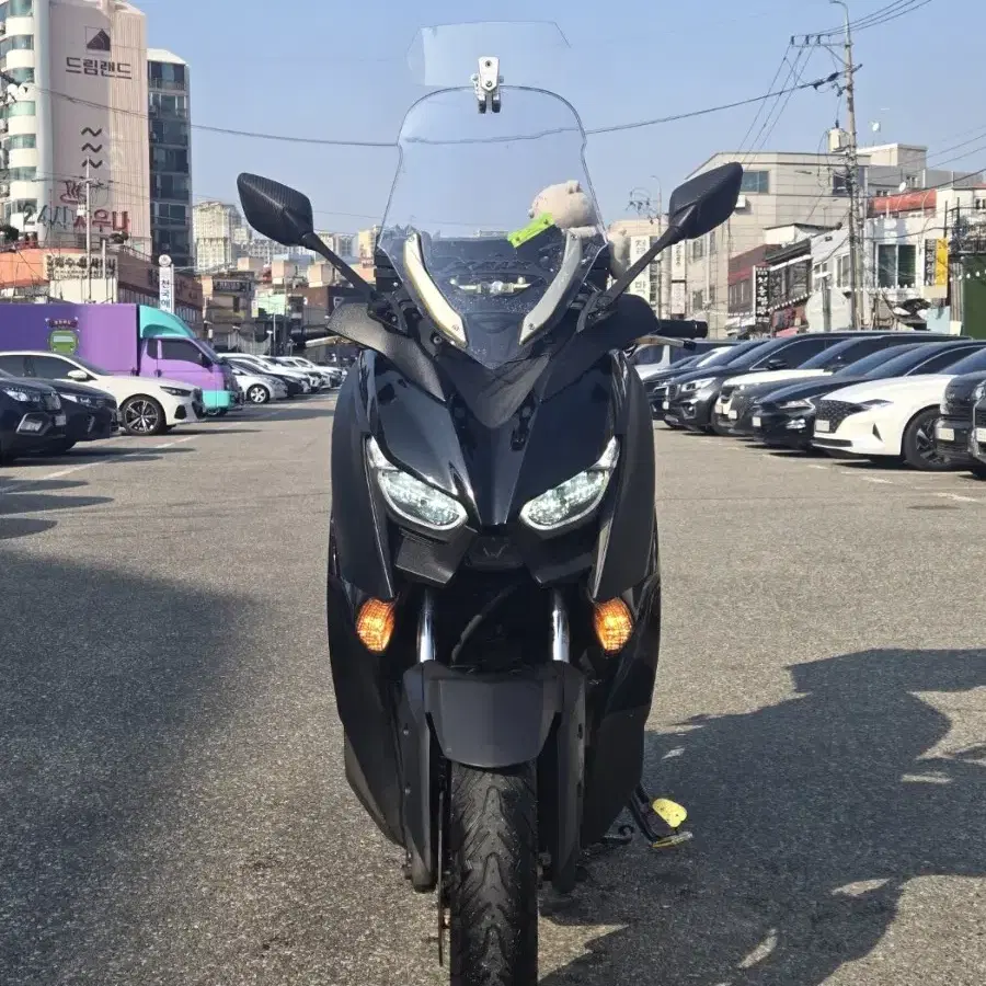 xmax300 22년식 8.4만Km 알탑셋팅 팝니다