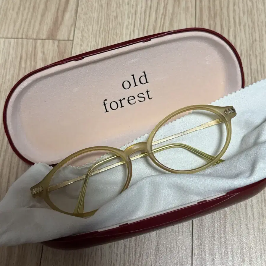 올드포레스트 oldforest 오래된 숲 빈티지 안경