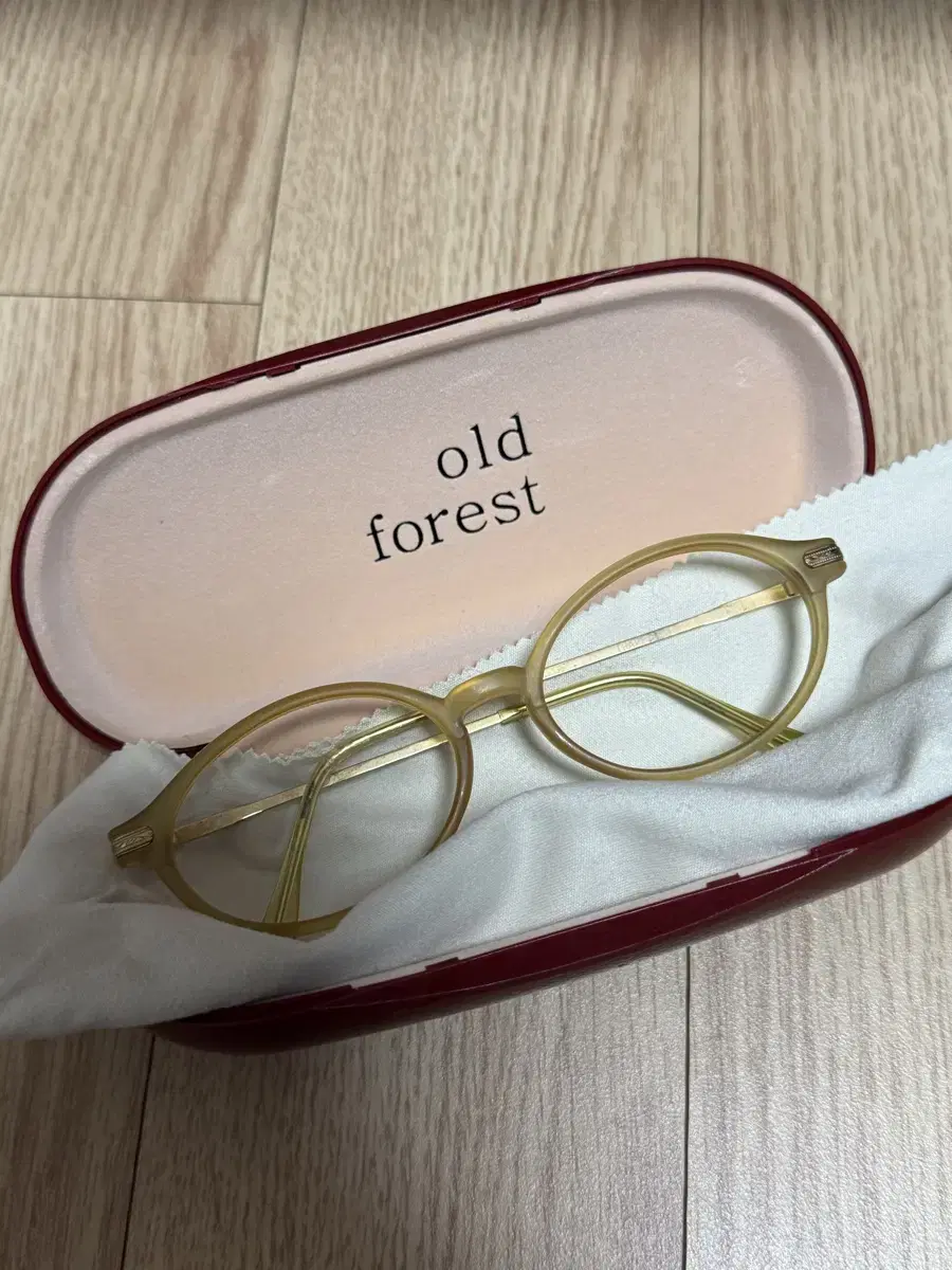 올드포레스트 oldforest 오래된 숲 빈티지 안경