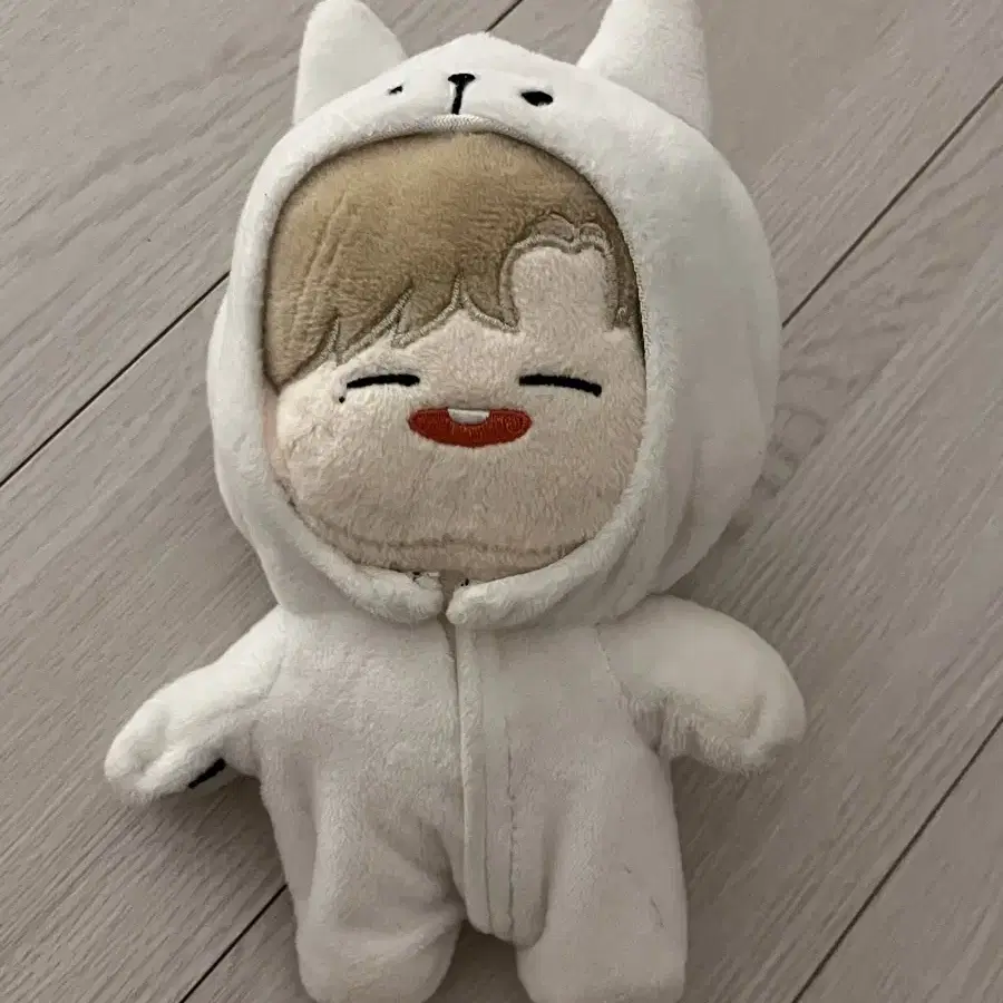 강다니엘 인형 양도