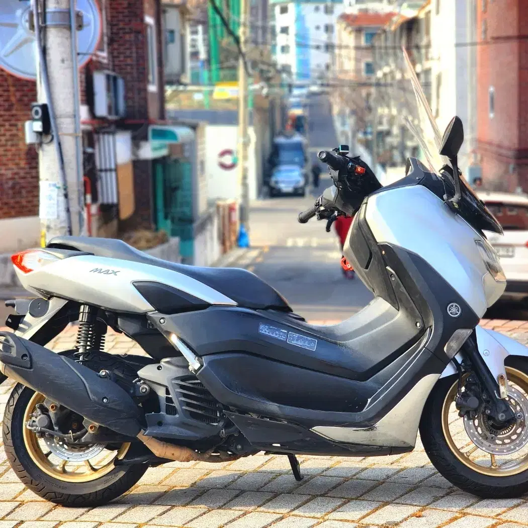 21년식 NMAX125 ABS 팝니다